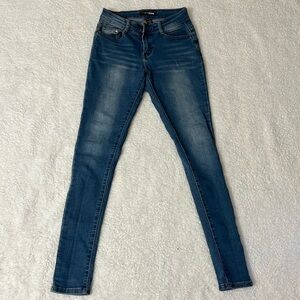 Fashion Nova Women’s Blue Jeans Size 5/6